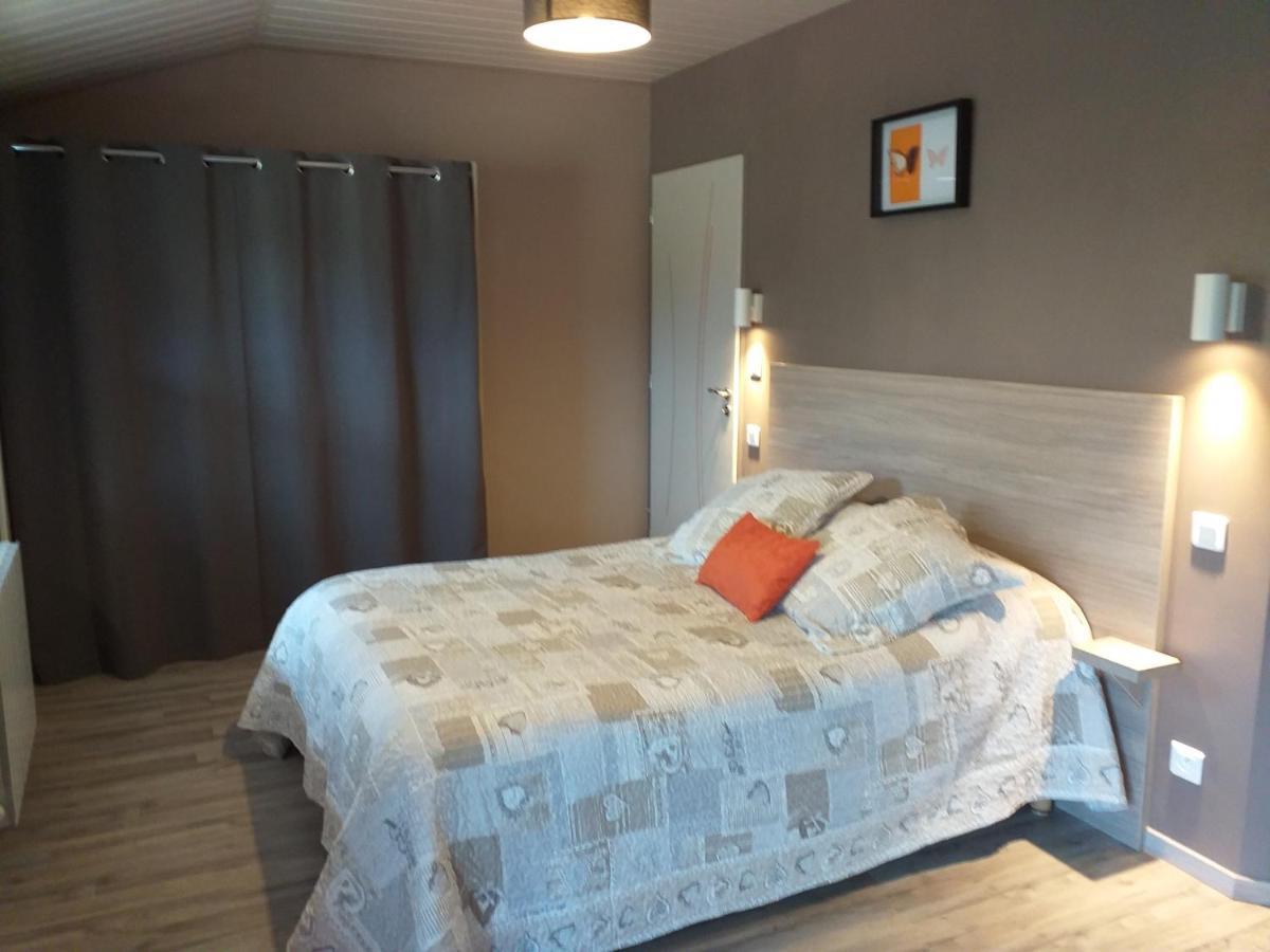 Au Petit Bonheur Bed & Breakfast Saint-Martin-du-Frene Luaran gambar