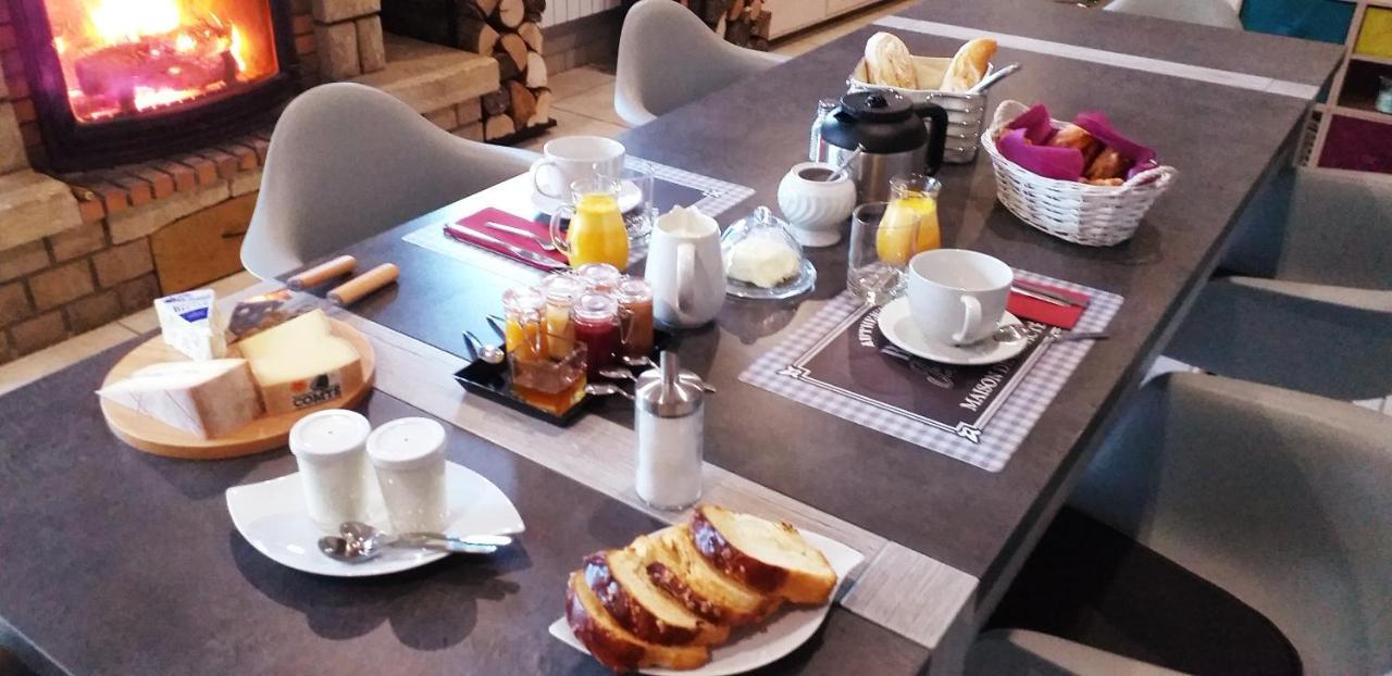 Au Petit Bonheur Bed & Breakfast Saint-Martin-du-Frene Luaran gambar